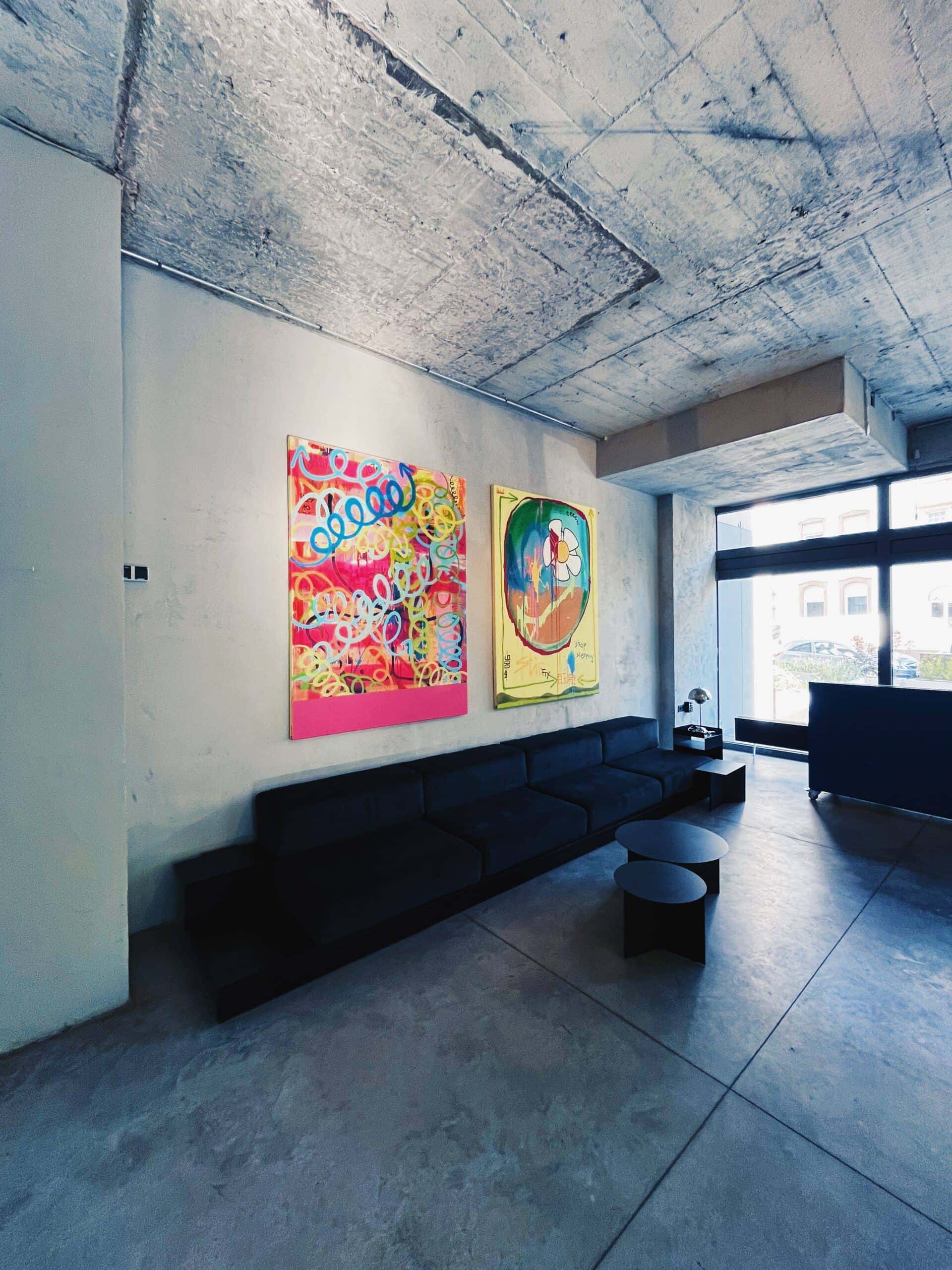 Loungebereich der Grace Studiobar in Offenbach