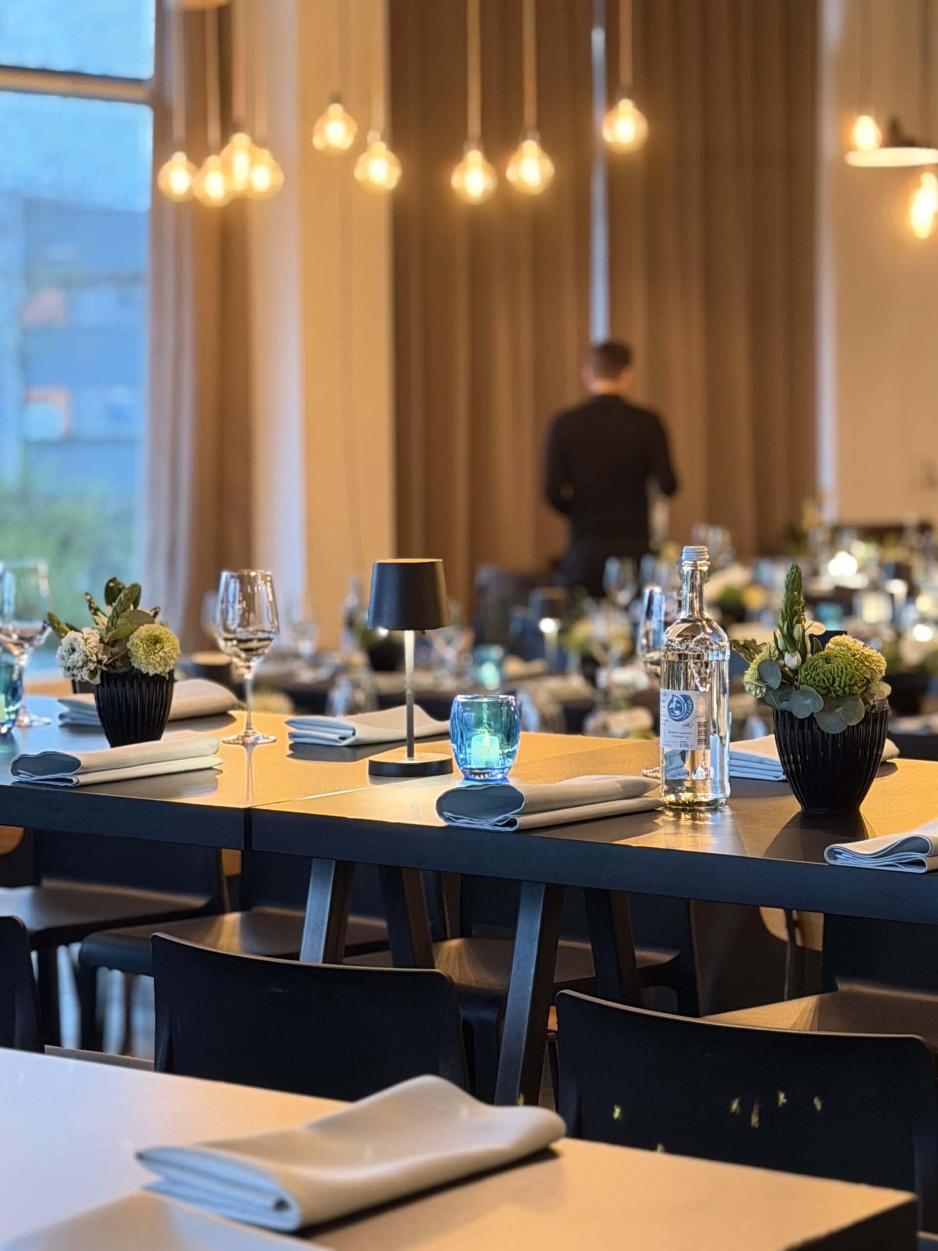 Firmenfeier mit Catering in einer Eventlocation in Frankfurt