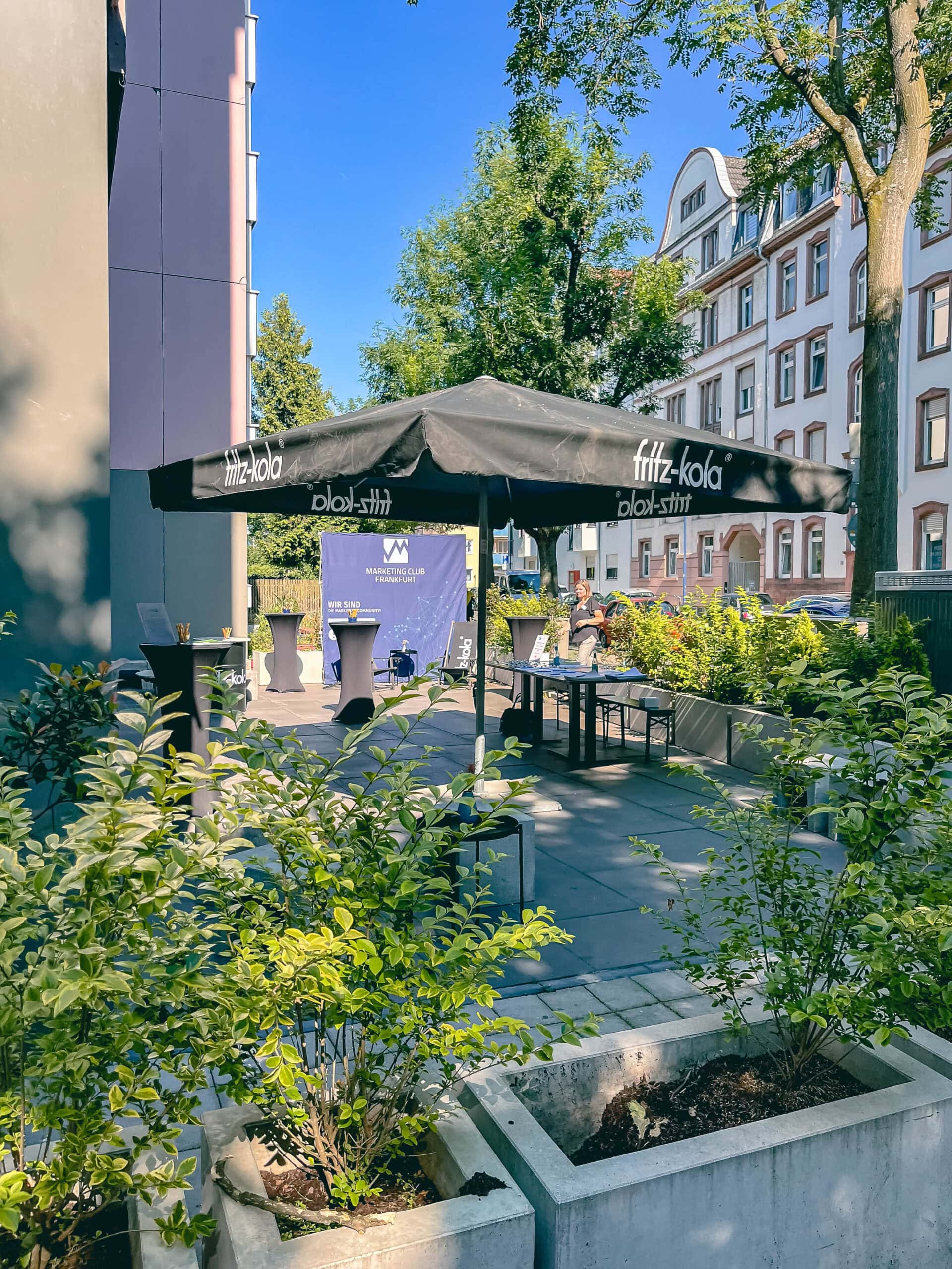 Grace Studiobar Außenbereich Sommer